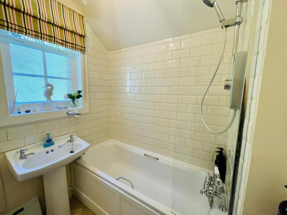Carnell Country Estate & Holiday Cottages In Ayrshire Hurlford 외부 사진